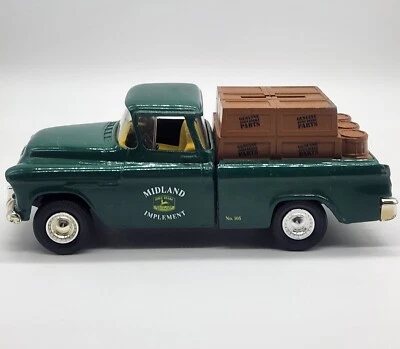 1992 ERTL JOHN DEERE MIDLAND IMPLEMENT 1955 GREEN CHEVY PICKUP TRUCK BANK 1/25 - Image 1 of 4