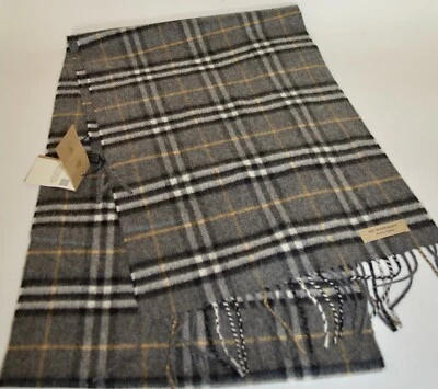  NUEVO CON ETIQUETAS BUFANDA BURBERRY GRIS VINTAGE CUADROS 100% CACHEMIR Foto 1 de 4