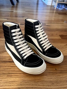 Rick Owens DRKSHDW Vintage High Sneaks Black Milk NEW with Tote Women's 7.5 - Picture 1 of 6
