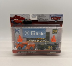 Disney Pixar Cars RYAN "INSIDE" LANEY & HERB CURBLER 8 Pieces Included New 2022