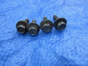 1982-1992 CAMARO FIREBIRD CAPÓ PERNOS DE MONTAJE OEM - Imagen 1 de 3