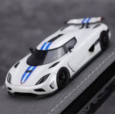 Coche de resina diecast modelo deportivo de carreras Agera R blanco CZ GRYNING 1:64  Foto 1 de 4