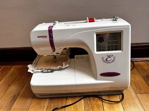 Máquina de bordar Janome Imagine Plus Memory Craft 350 E - Imagen 1 de 10