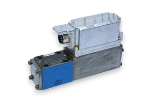 REXROTH 0 811 404 601 SERVOVALVOLA DIREZIONALE 4WRPEH 6 C3B12L -2X/G24K0 / A1M - Foto 1 di 9