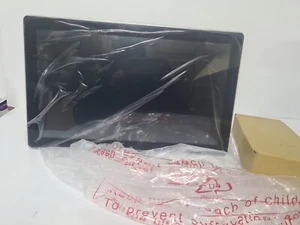 Flytech K758 (D66) 18.5" All-in-One Touchscreen Panel PC with 128gb hard drive - Picture 1 of 12