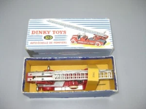 Dinky Toys 1:43 32D Delahayer Werksfeuerwehr, Made in France - Bild 1 von 16