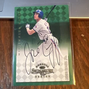 Jose Cruz Jr. 1998 Donruss Signature Millennium Marks Autógrafo #'d 0570/0850 - Imagen 1 de 2