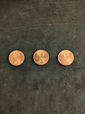 Lot Of 3  2000 D  M.S. Lincoln Memorial Cents - Image 1 of 2