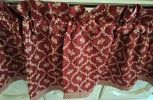 Curtain Valance Rustic Primitive Red Floral Raghu Collection Scalloped - Picture 1 of 4