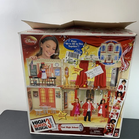 DISNEY HIGH SCHOOL MUSICAL 3 SENIOR YEAR CLASSROOM PLAY SET N9269 In Box Cover