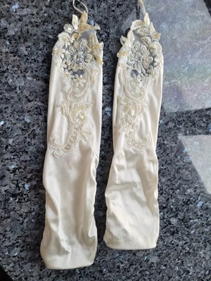 Braut  Accessoires Handschuhe Satin bestickt Ivory Brauthandschuhe fingerlos - Bild 1 von 3