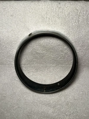 Moldura para farol Mopar 1971 Plymouth Cuda cromada - Imagem 1 de 4