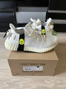 Größe 10,5 - adidas Yeezy Boost 350 V2 Cream CP9366 *Stuart Sample Custom* NEU - Bild 1 von 5