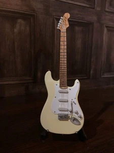 MINI GUITAR - VARIOUS MINI GUI (US IMPORT) - Picture 1 of 2