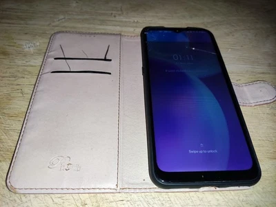 TCL SMARTPHONE 20R 5G 4GB+64GB - BLACK - UNLOCKED. SPARES/REPAIRS - Image 1 of 4