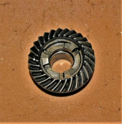 Used Force 85 - 150 HP L Drive Reverse Gear Assembly PN F2A694662 - Image 1 of 4