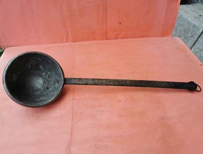 RARE ANTIQUE PRIMITIVE OLD COPPER OTTOMAN LADLE BAILER LONG HANDLE - Image 1 of 4