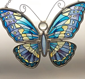 AMIA Studios handgefertigter/handbemalter Buntglas Schmetterling Sonnenfänger - Bild 1 von 9