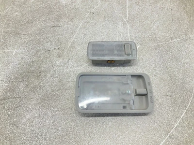 Par de luces domo techo carga trasera Nissan Rogue 17-20 OEM CM Foto 1 de 4