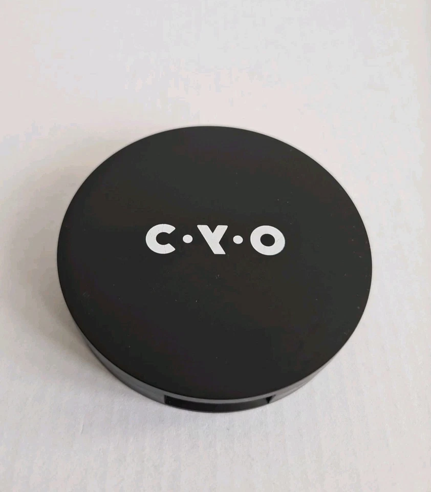 Boots Cyo FAIR / MEDIUM Meet Your Matte Pressed Powder 10g New Rare FREE FASTP&P - Image 1 of 4