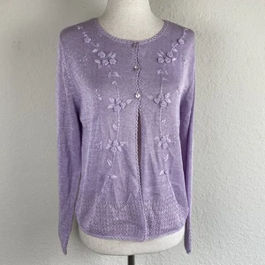 Lord & Taylor S Strickjacke Lavendel Lila Bestickt Blumen Cottagecore Fee - Bild 1 von 4