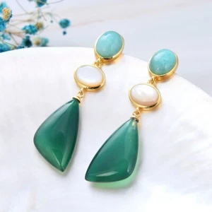 Natural Gems Green Agate Green Peruvian Amazonite White Shell Stud Earrings - Picture 1 of 6