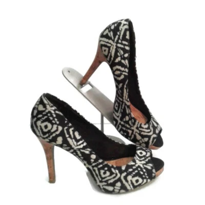 Christian Siriano 8 1/2 W Corcho Punta abierta Tacones Stilletto Negro Blanco Zapatos Foto 1 de 4