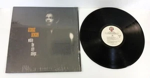 George Benson - While The City Sleeps... Vinyl LP Soul / Disco 1-25475 VG+ - Imagen 1 de 4