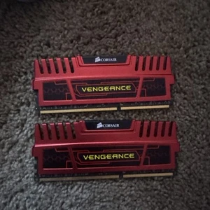 Corsair Vengeance 8GB (2x4GB) DDR3 1600 Desktop Memory CMZ8GX3M2A1600C9 - Picture 1 of 2