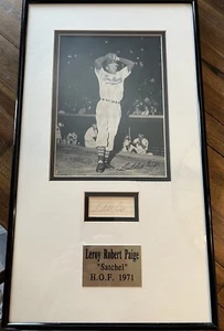 SATCHEL PAIGE VERY NICE AUTOGRAPHED PHOTO BASEBALL HALL OF FAME COA JSA - Picture 1 of 6