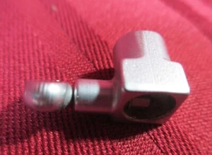 Sewing Machine PRESSER FOOT HOLDER CLAMP THUMB SCREW ATTACHMENT VINTAGE - Picture 1 of 2