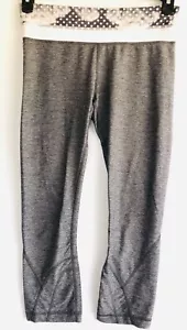 Women’s Gray Lululemon Cropped Elastic Waist Athletic Leggings Size 6 - Picture 1 of 4