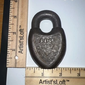 Antique Padlock 1877 patent. heavy cast iron. S.E. Company - no key - Picture 1 of 4
