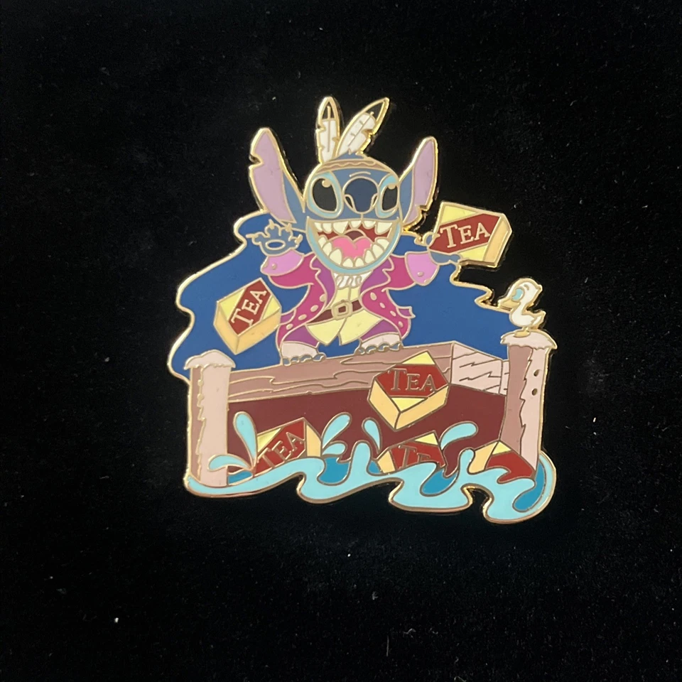 PIN RARO DISNEY SHOPPING STITCH 4 DE JULIO DE 2008 - TEA PARTY LE 250 Foto 1 de 4