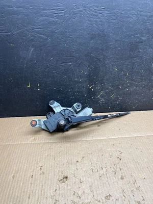 Cadillac SRX 2010 a 2016 limpiaparabrisas trasero motor V1575 DG Foto 1 de 4