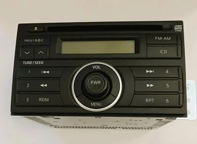 Nissan Versa 2009 equipo de audio CY04E AM FM reproductor de CD radio 28185 EM32A OEM Foto 1 de 4