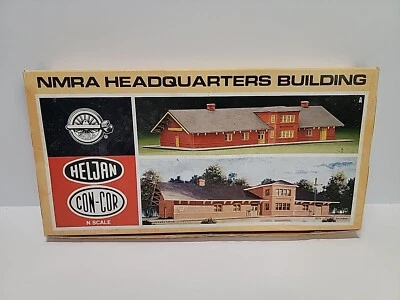 Heljan Con-Cor N Scale NMRA Headquarters Building Model Kit - Image 1 of 3