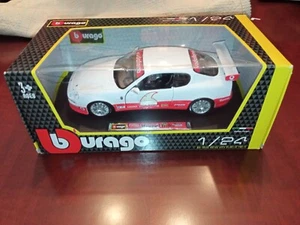 Modellino collezionismo Burago - Maserati Trofeo - 1:24 - Foto 1 di 1