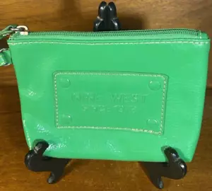 Pochette da polso Nine West verde primavera scuro - Foto 1 di 5