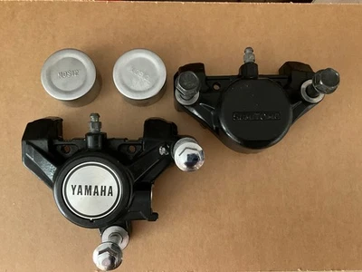 Pinça de freio a disco traseira Yamaha FJ1200 FJ1100 2 conjuntos - Imagem 1 de 4
