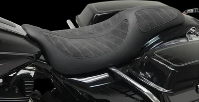 Mustang Kodlin Black 2Up 1 peça assento Harley-Davidson Fat Boy 2009 - Imagem 1 de 4