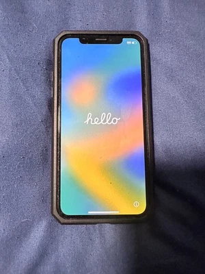 Супер новом состоянии Apple iPhone X - 256 GB - серебро (разблокирована 1) подержанный - Изображение 1 из 3