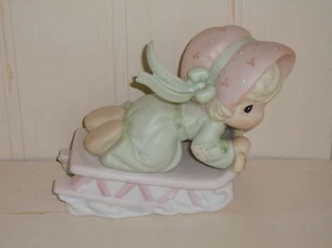 Precious Moments Enesco gleitet mit Freude ins nächste Jahrtausend Porzellan - Bild 1 von 5