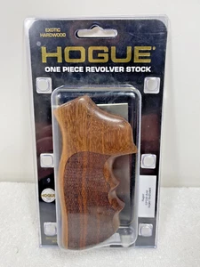 Hogue Checkered Goncalo Alves Finger Groove Grip for RUGER GP100 / SUPER REDHAWK - Picture 1 of 9