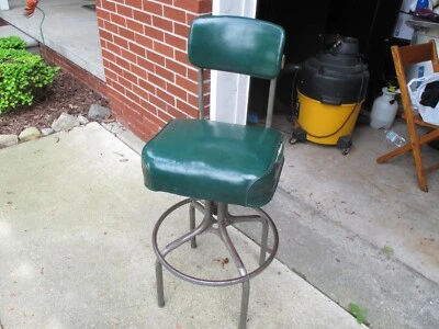 Vintage Steelcase Metal Stool - Drafting Chair - Work Bench Shop - Image 1 of 4
