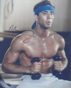 JAULA GAY INT SIN CAMISA NICOLAS FIRMADA EN PERSONA 8X10 RARA - Imagen 1 de 1