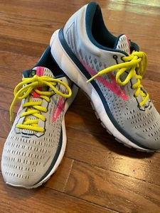 Brooks Womens Size 9 Ghost 13 Running Shoes Grey Pink / Yellow Lace athletic - Picture 1 of 14