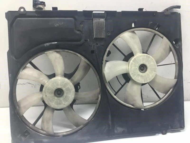 Toyota Sienna 2007 2010 radiador 2 ventiladores de fábrica Foto 1 de 4