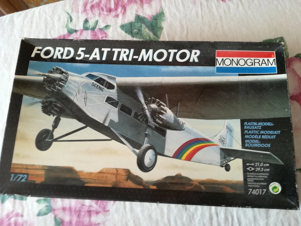 MONOGRAM FORD 5-AT TRI-MOTOR cod 74017 - KIT 1/72 -  - Immagine 1 di 4