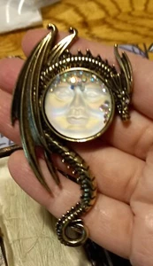Seaview WHITE Misty IRRIDESCENT Moonface & Dragon BROOCH Fab MYSTIC - Picture 1 of 22